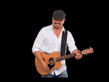 Gitman One Man Band sielt live auf einer Geburtstagsparty